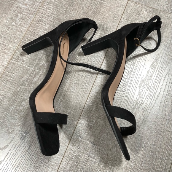 Qupid Women’s Heels Size 10 Color Black - Picture 7 of 8